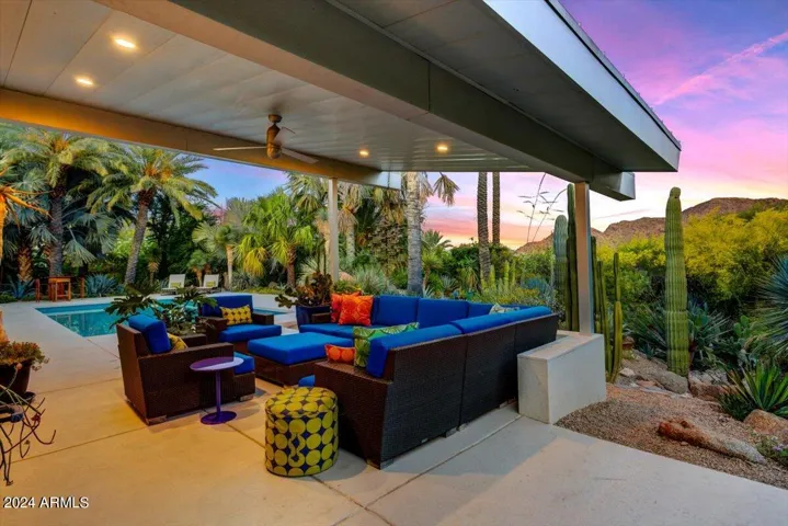 8517 N 48TH  Place, Paradise Valley, AZ 85253