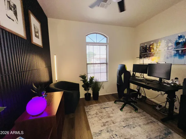 Bed 2, Modern-style Fan newly installed!