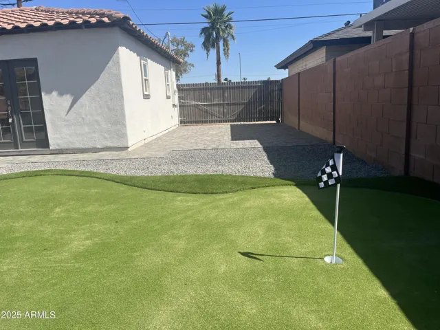 Golf and Guest House