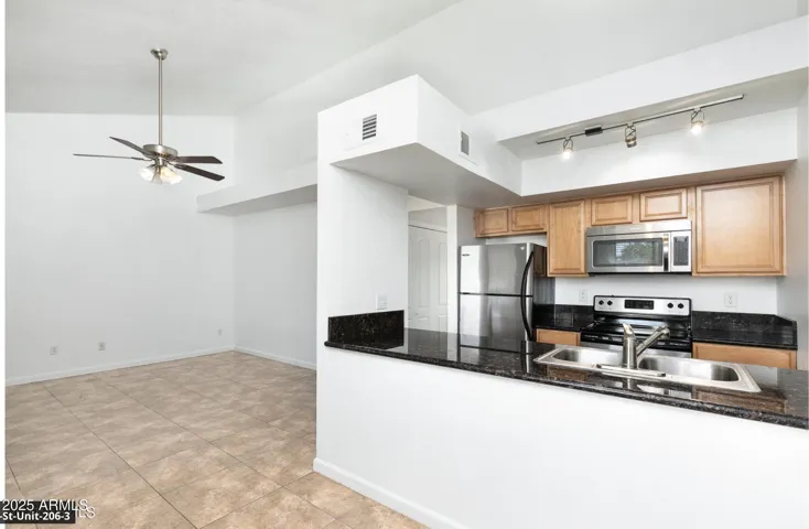 1241 N 48TH  Street, Phoenix, AZ 85008