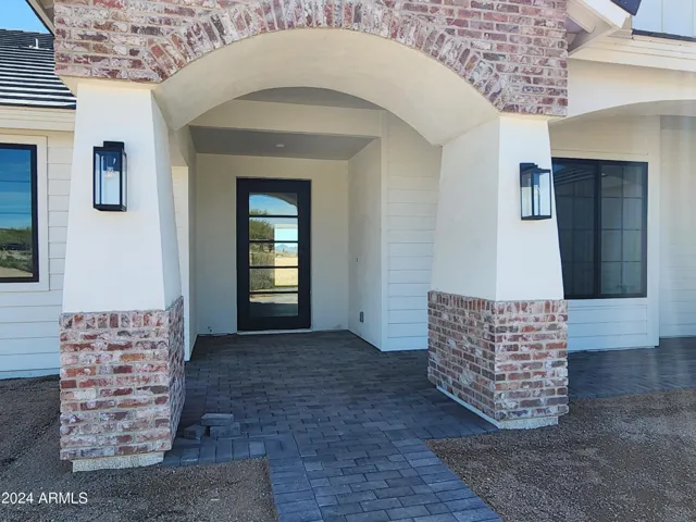 PICTURES ARE OF A PREVIOUSLY BUILT 3025 PLAN AND MAY SHOW UPGRADES OR ITEMS NOT INCLUDED IN THIS SPEC HOME