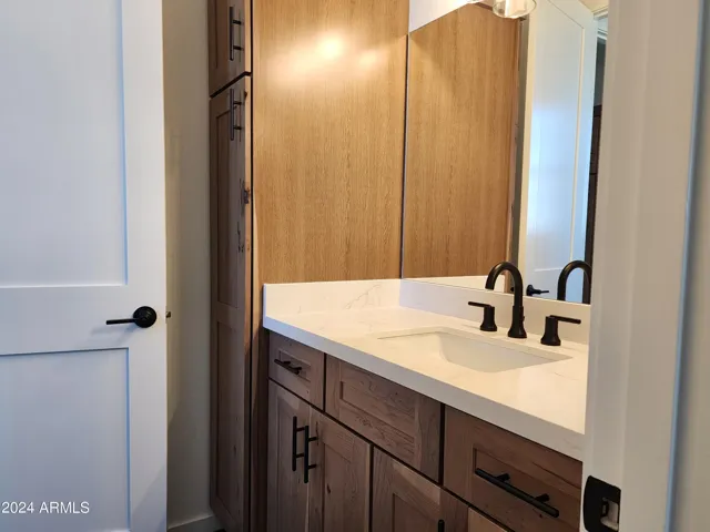 PICTURES ARE OF A PREVIOUSLY BUILT 3025 PLAN AND MAY SHOW UPGRADES OR ITEMS NOT INCLUDED IN THIS SPEC HOME