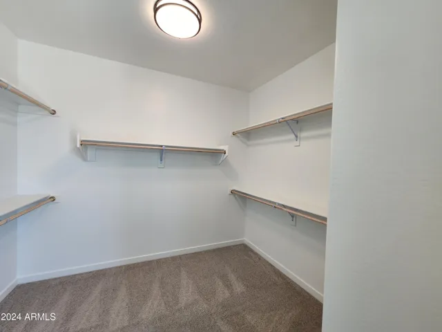 PICTURES ARE OF A PREVIOUSLY BUILT 3025 PLAN AND MAY SHOW UPGRADES OR ITEMS NOT INCLUDED IN THIS SPEC HOME