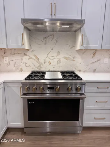 Perfect for a busy lifestyle, built-in WiFi capabilities allow for the remote activation of cooking functions, like preheating the oven, setting timers, activating Chef Connect and more