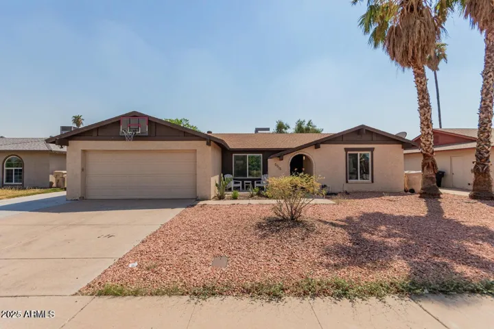 5313 W MESCAL  Street, Glendale, AZ 85304