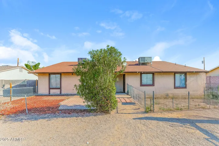 512 E LINDA  Avenue, Apache Junction, AZ 85119