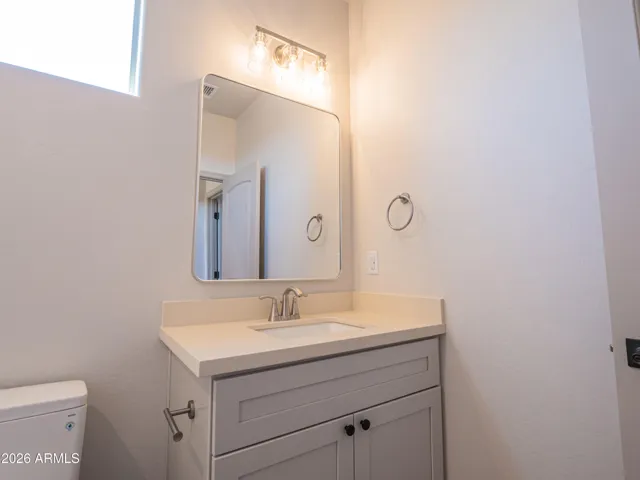 2nd Bathroom