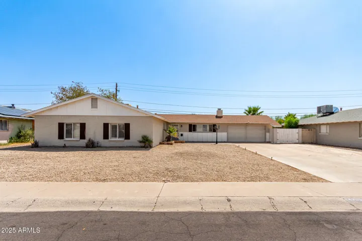 5209 N 61st  Drive, Glendale, AZ 85301