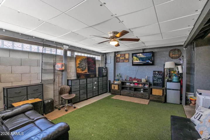 flex space