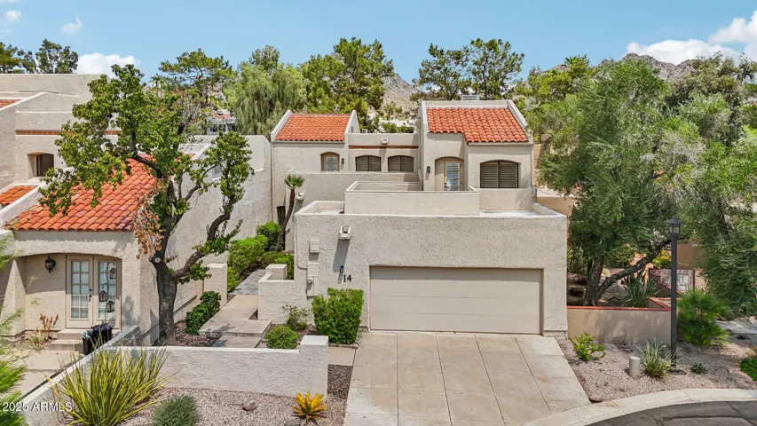 2626 E ARIZONA BILTMORE  Circle, Phoenix, AZ 85016
