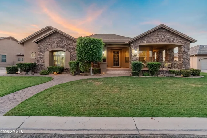 4110 W ORAIBI  Drive, Glendale, AZ 85308
