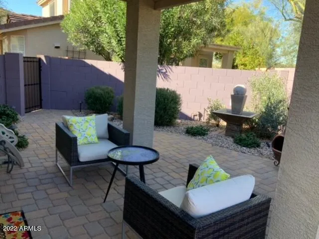 Patio area with fountain