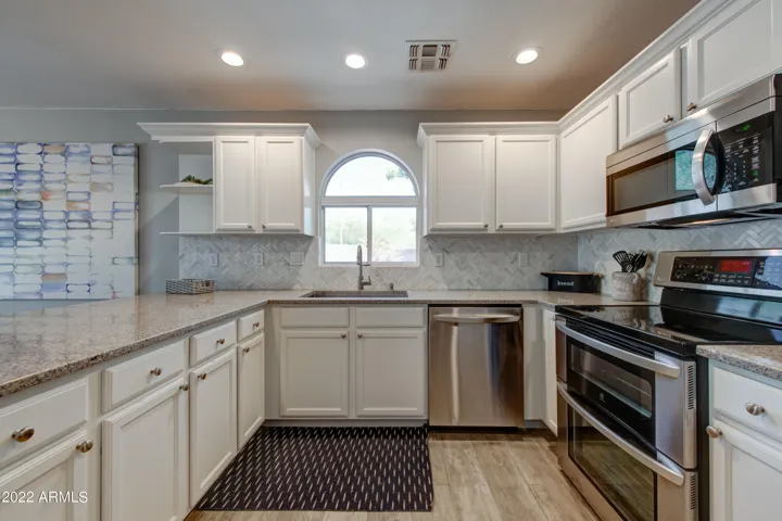 Spacious kitchen