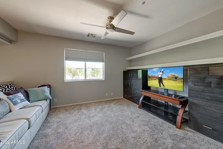 Loft/sleeping area