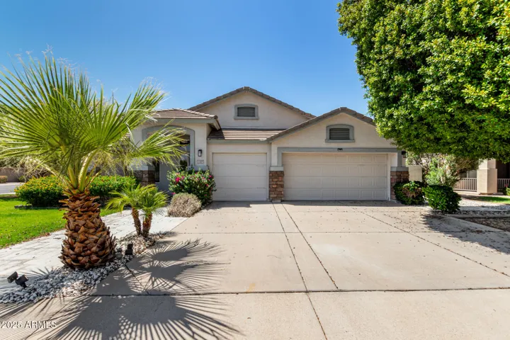 2310 S SOUTHWIND  Drive, Gilbert, AZ 85295