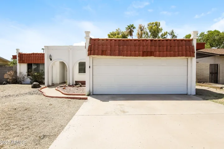 7616 N 44TH  Drive, Glendale, AZ 85301