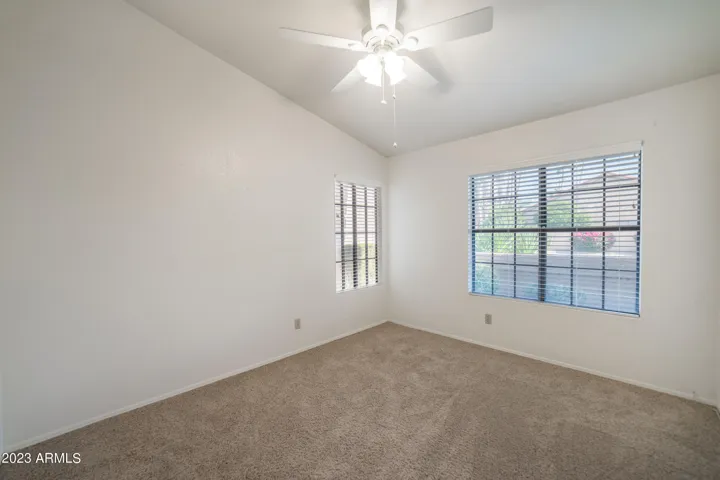 Perfect bedroom, guest room, office or hobby room. You decide.