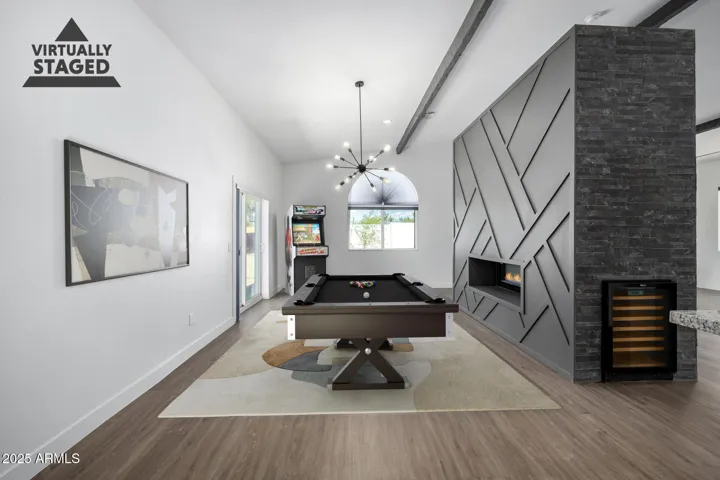 This area is PERFECT for a game area!