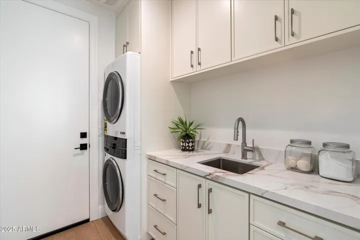 LAUNDRY ROOM OFF THE GARAGE