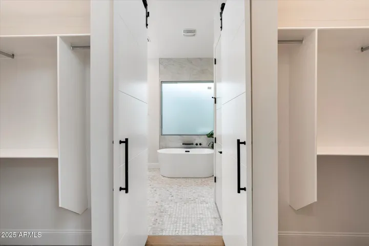 DUAL CLOSETS IN THE PRIMARY