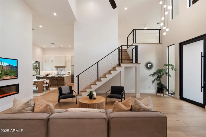 SITTING AREA