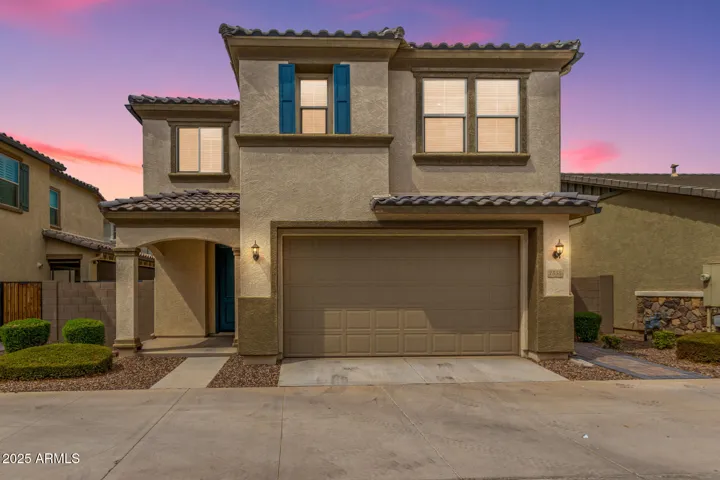 1555 S LOREN  Lane, Gilbert, AZ 85296