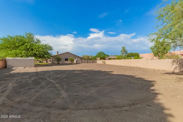FULL ACRE LOT