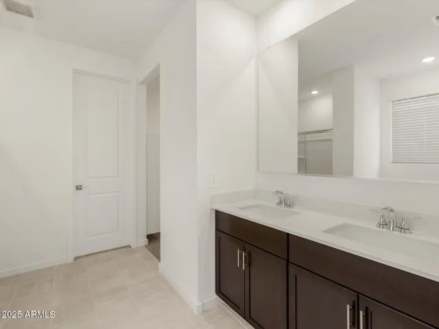 Photo is not of the actual home. Interior finishes and fixtures may vary.