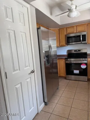 Kitchen/pantry