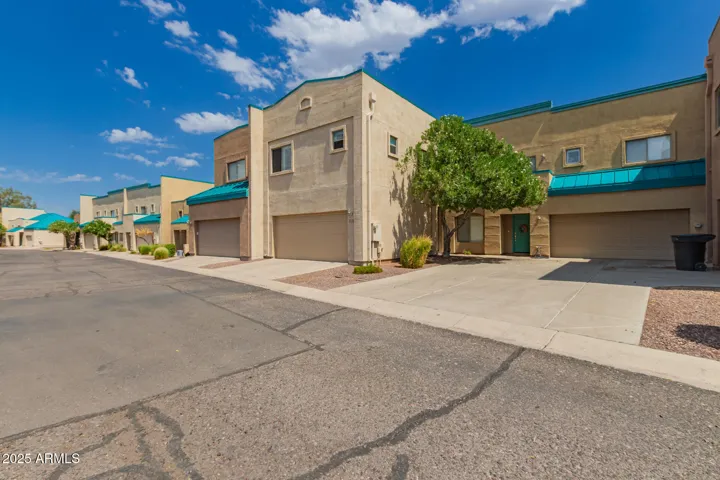 1015 S Val Vista  Drive, Mesa, AZ 85204