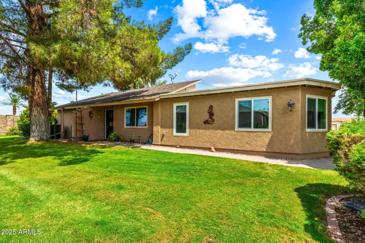 29  LEISURE WORLD  –, Mesa, AZ 85206