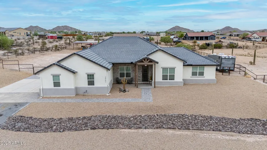 2062 W Moon Dust  Trail, Queen Creek, AZ 85144