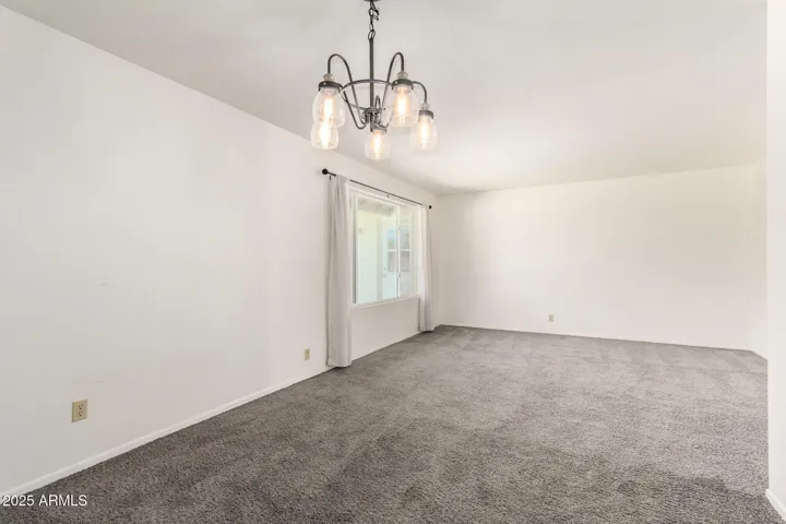 11621 N 39TH  Street, Phoenix, AZ 85028