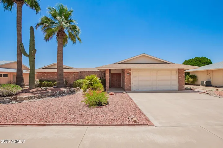 10325 W CAMEO  Drive, Sun City, AZ 85351