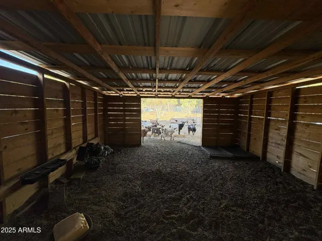 Barn