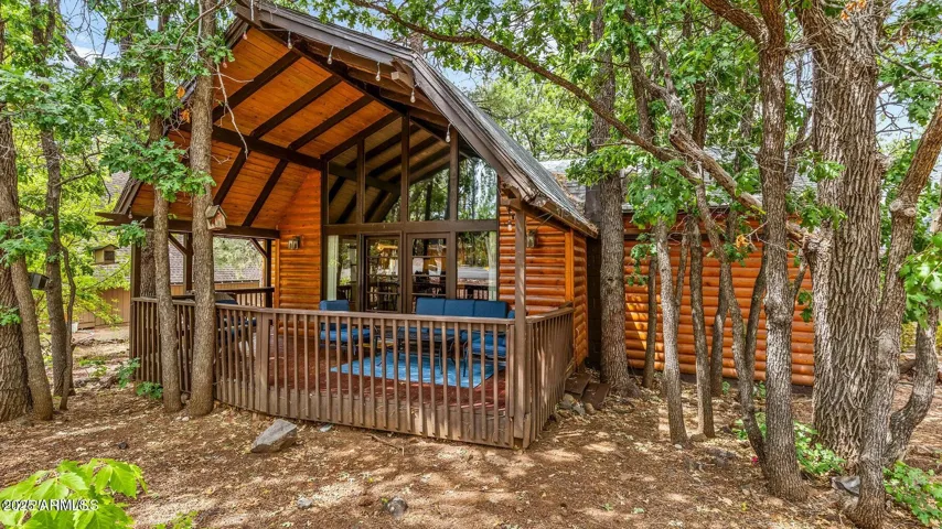 17320 S MESCALERO  Drive, Munds Park, AZ 86017