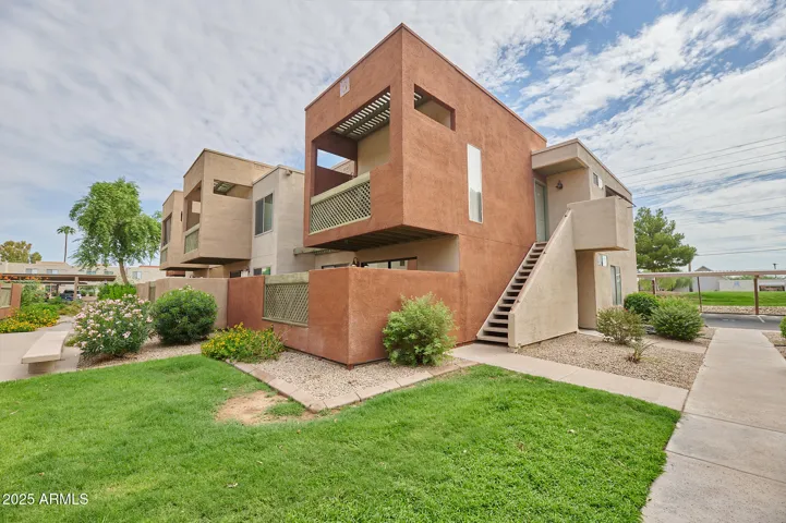 3500 N HAYDEN  Road, Scottsdale, AZ 85251