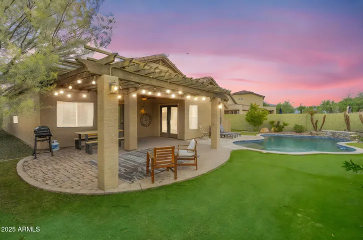 17471 W DESERT SAGE  Drive, Goodyear, AZ 85338