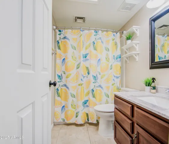 6832 W MORROW  Drive, Glendale, AZ 85308