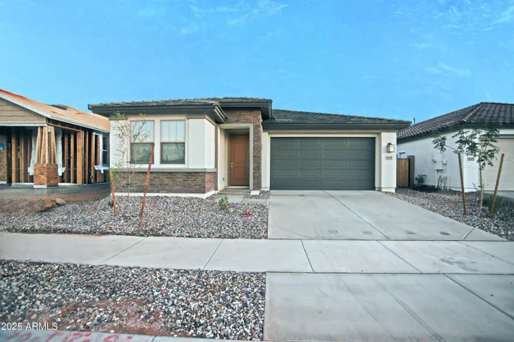 879 W FINCH  Drive, Queen Creek, AZ 85140