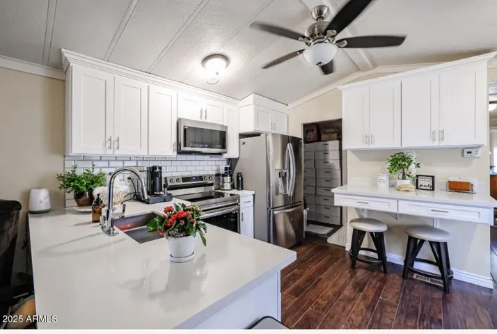 12727 W Glendale  Avenue, Glendale, AZ 85307