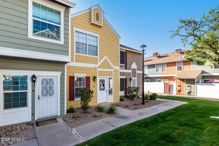 1970 N HARTFORD  Street, Chandler, AZ 85225
