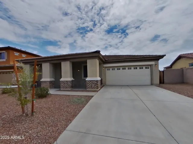 8809 W GARDENIA  Avenue, Glendale, AZ 85305