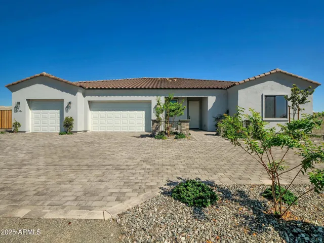 15324 W Bobwhite Way