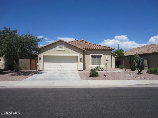 4260 E AUGUSTA  Avenue, Chandler, AZ 85249