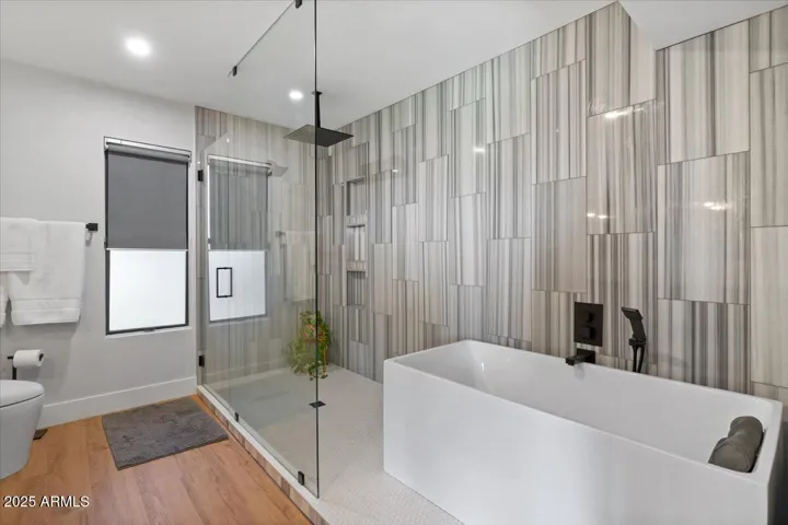 primary spa like bath