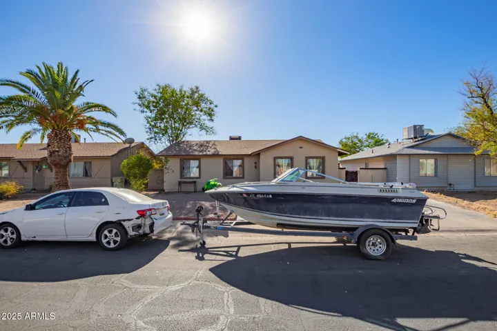 5209 W MAUNA LOA  Lane, Glendale, AZ 85306