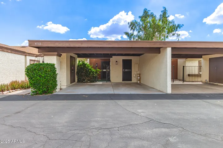 4561 W Mc Lellan  Road, Glendale, AZ 85301