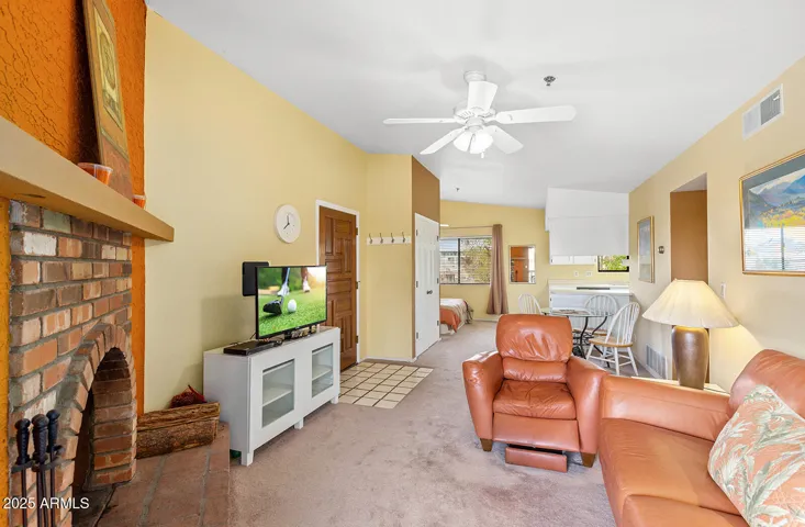 WIDE OPEN FLOORPLAN