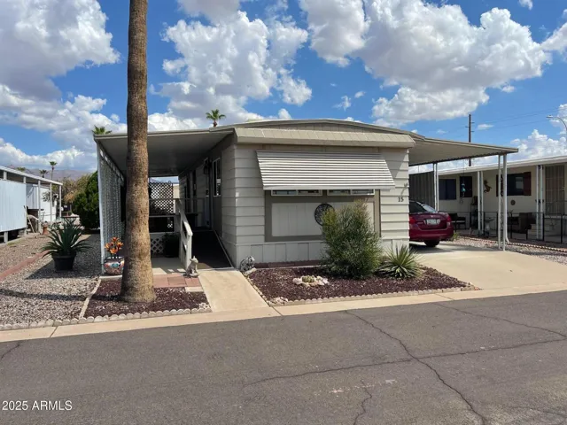 980 E Broadway  Avenue, Apache Junction, AZ 85119